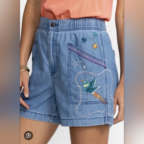 Johnny Was Lyonne Pull On Shorts Large Chambray Embroidered Floral Birds Boho